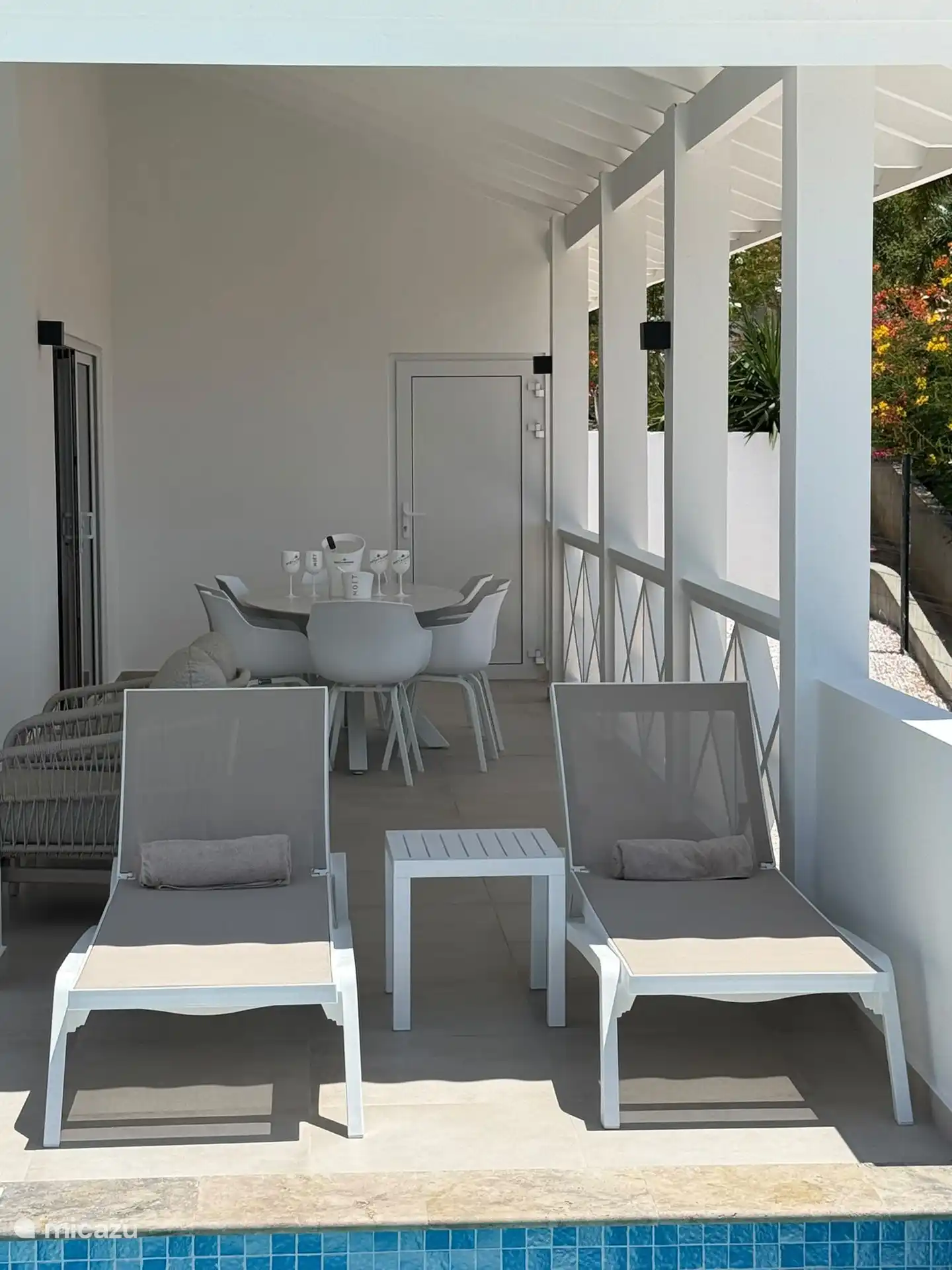 Genug Platz auf der Veranda, herrlich im Wind