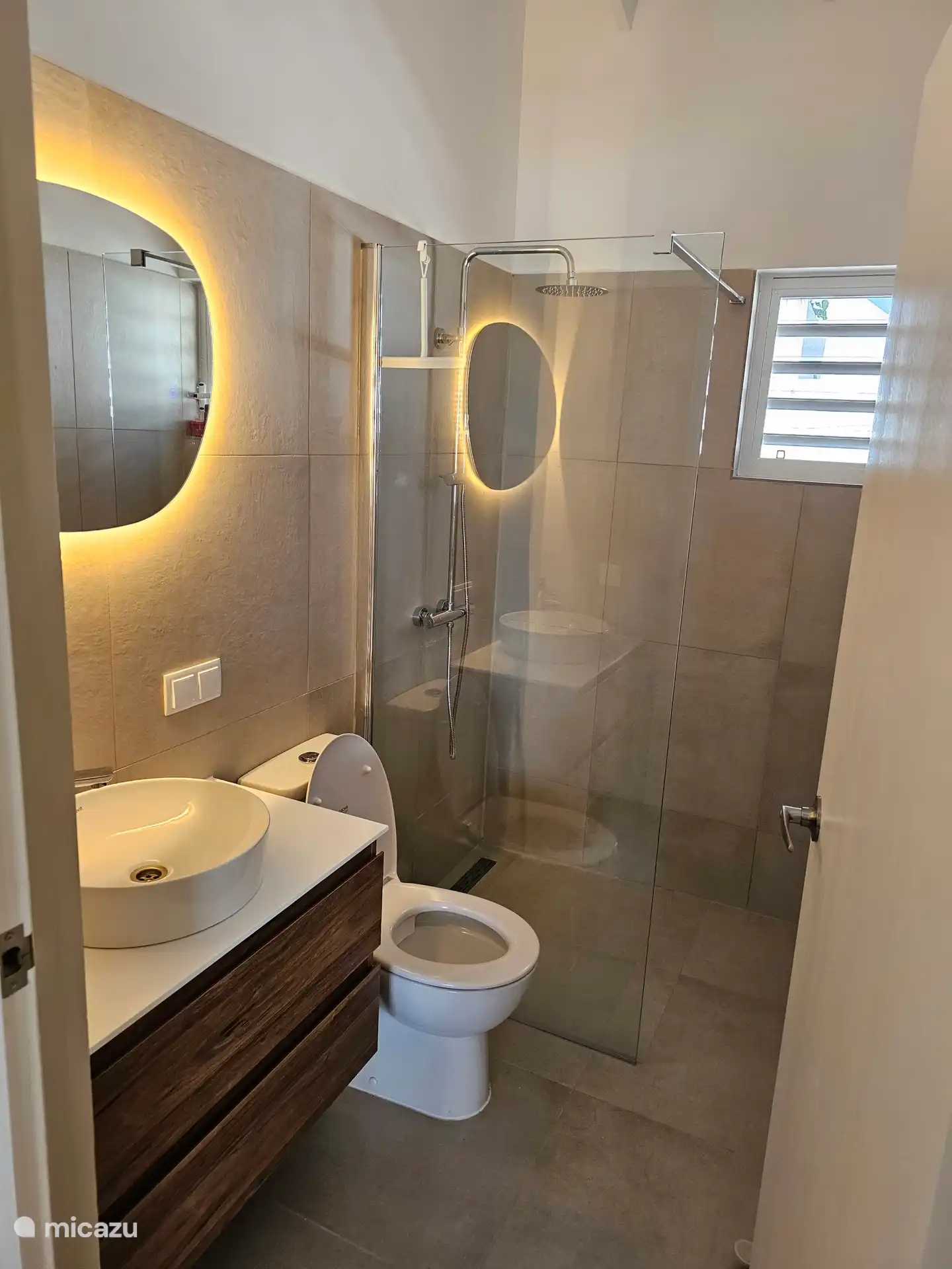 Badezimmer 2