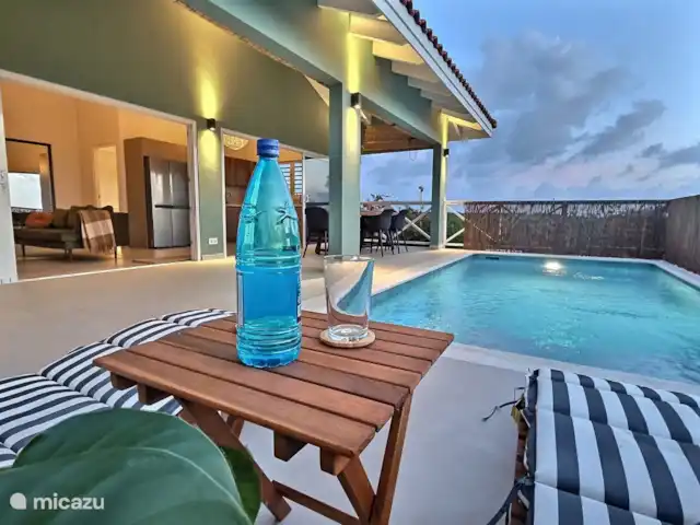 Villa Atardecer Fontaine de Villapark | Curaçao, Banda Abou (ouest), Fontein - villa Chaises longues de piscine