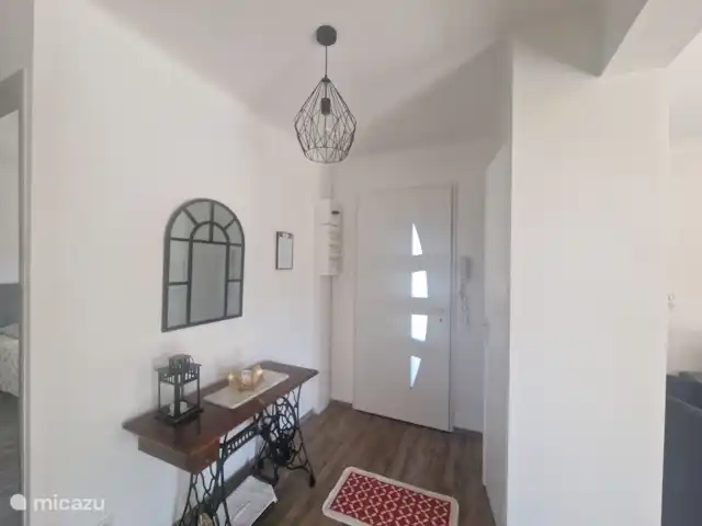 appartement huren in Frankrijk, Côte d´Azur, Grimaud – Appartement Elomarisa Entree hal