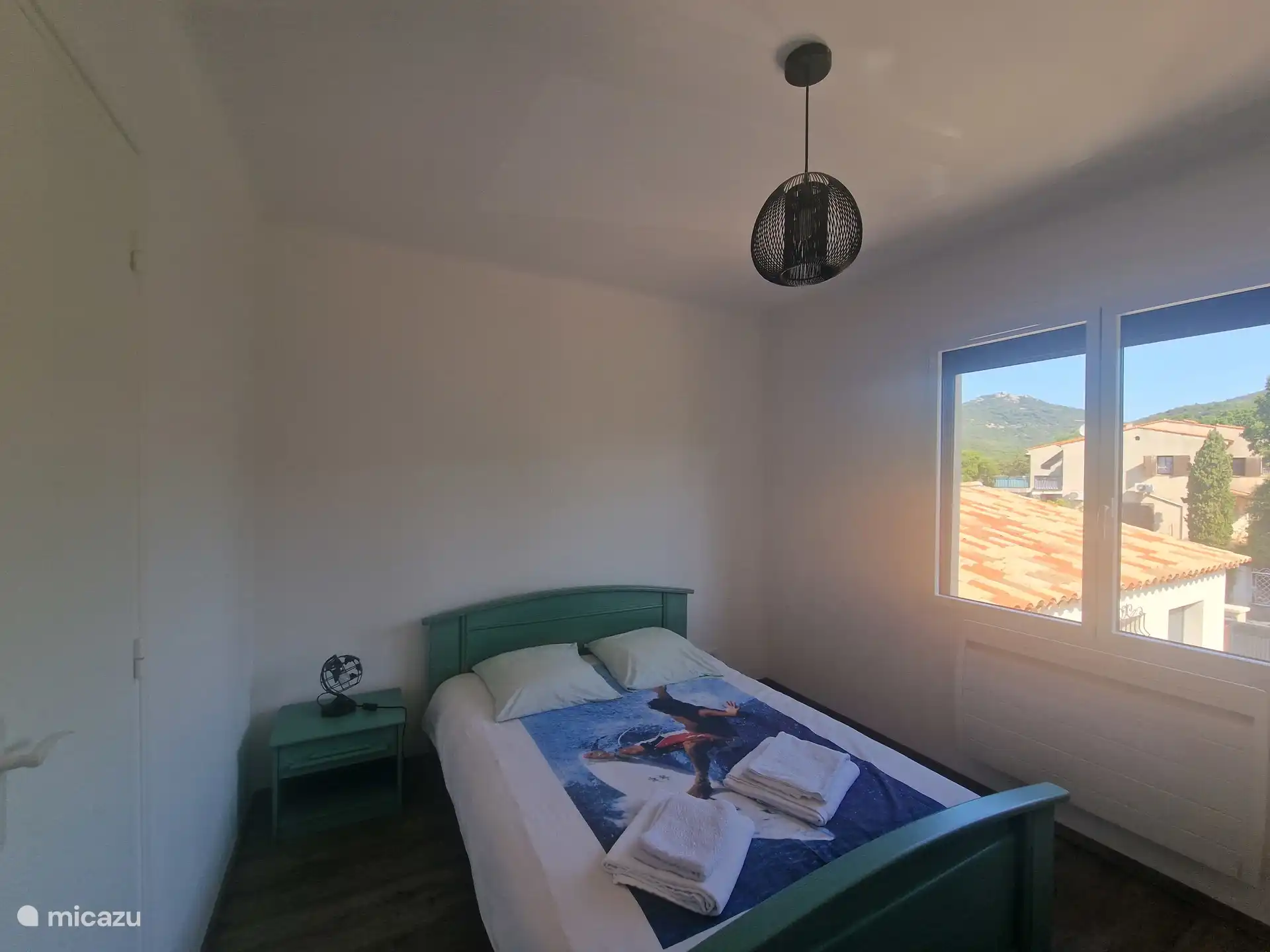 2. Doppelzimmer mit Klimaanlage und Kleiderschrank