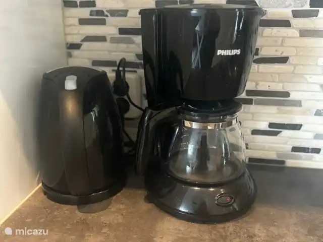 Lieu de repos au bord du lac  | Pays-Bas, Gueldre, Nunspeet - bungalow Utilisez notre machine à café et notre bouilloire. Commencez la journée avec une tasse de thé ou de café !