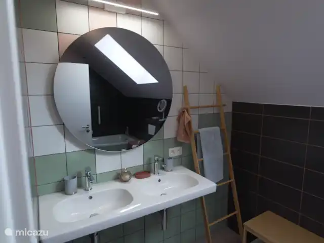 Moose Lodge Durbuy | Belgique, Ardennes, Barvaux-sur-Ourthe - maison de vacances Salle de bain 2 avec bain-douche
