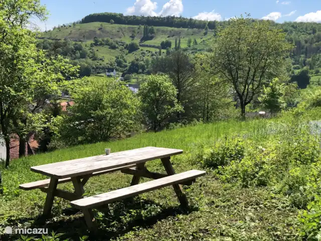 casa vacacional en Alemania, Sauerland, Beverungen – La vista más hermosa Arriba en el jardín.
Vista de las tierras altas del Weser