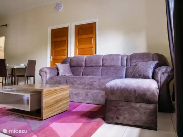 apartamento en Surinam, Paramaribo, Paramaribo –  Avenue Gideon apto. 1 Salón