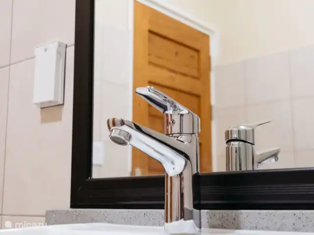 apartamento en Surinam, Paramaribo, Paramaribo –  Avenue Gideon apto. 2 Baño