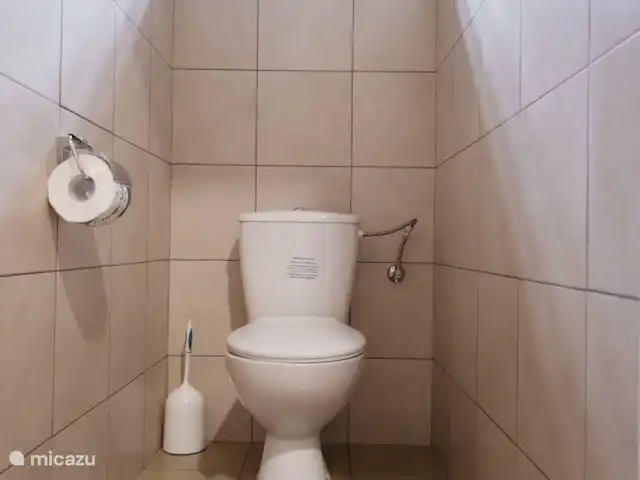 Gideonlaan apt. 3 huren in Suriname, Paramaribo, Paramaribo - appartement Wc