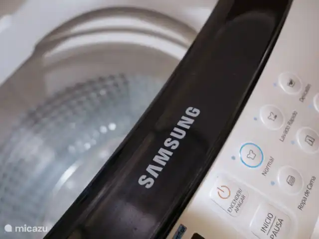 Gideonlaan apt. 3 huren in Suriname, Paramaribo, Paramaribo - appartement wasmachine