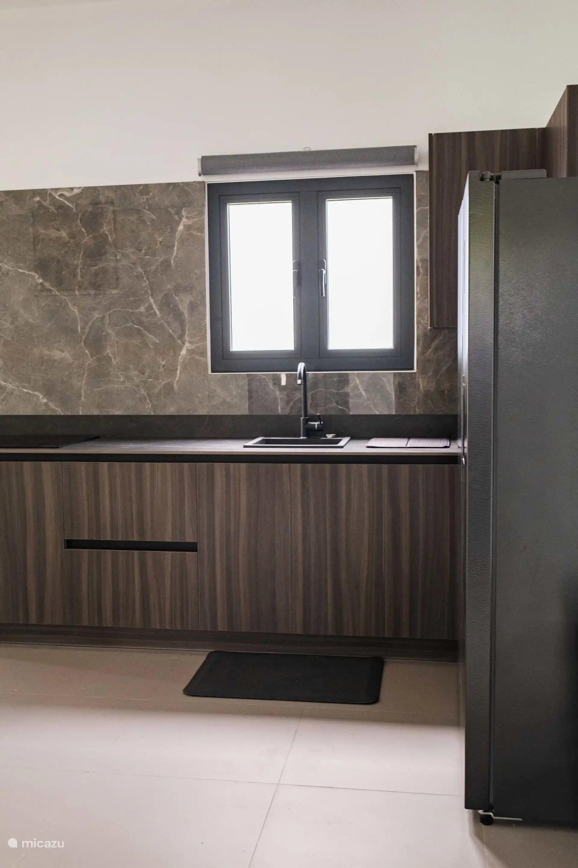 Volledig ingerichte keuken