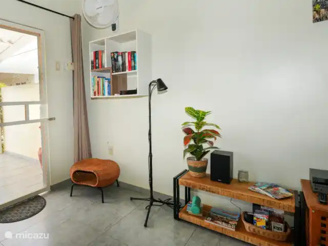 Location de Vacances Curaçao, Banda Ariba (est), Groot Sint Joris, studio - Studio 22 Curaçao Jeux, livres, radio, smarttv et wifi !