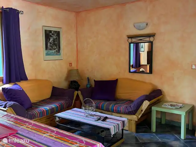 DOMAINE DE ST. AMOUR / LA CASA RURAL en Francia, Var, Trans-en-Provence - casa rural / cabaña Salon_1