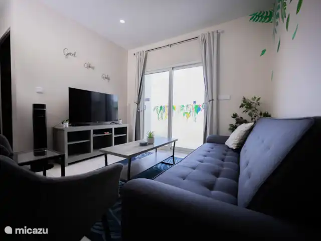 Location de Vacances Curaçao, Banda Ariba (est), Mambo Beach, appartement - Central 2BR Apt - 10 minutes Mambo Bch Salon