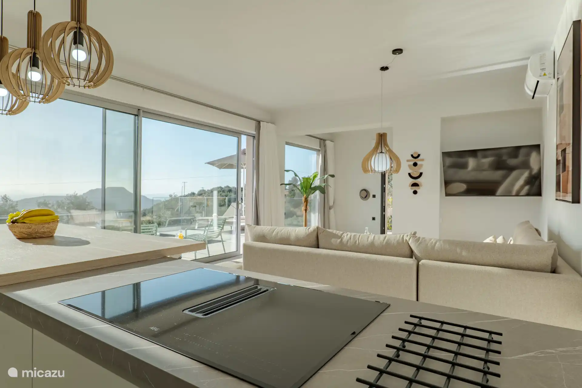 Salón desde la cocina