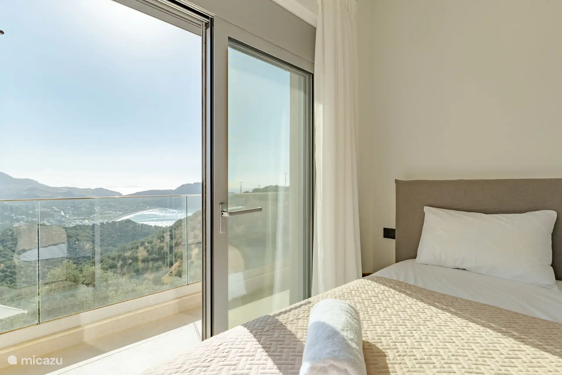 Dormitorio de arriba