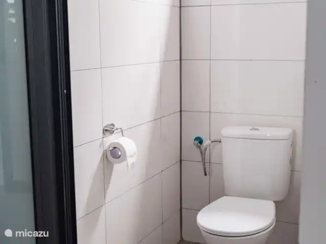 Apartamento de nueva construcción en el sur en Surinam, Paramaribo, Paramaribo - apartamento inodoro