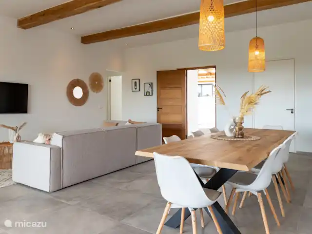 LXRY Villa 2 huren in Curaçao, Banda Ariba (oost), Brakkeput Mei Mei - villa De woonkamer
