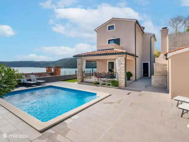 Villa Trget 14 en Croacia, Istria, Trget - villa piscina