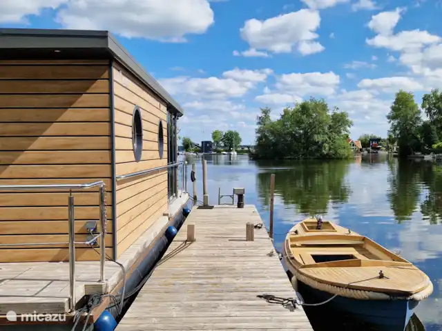 camper / jacht / woonboot huren in Nederland, Groningen, Haren – Tango steiger