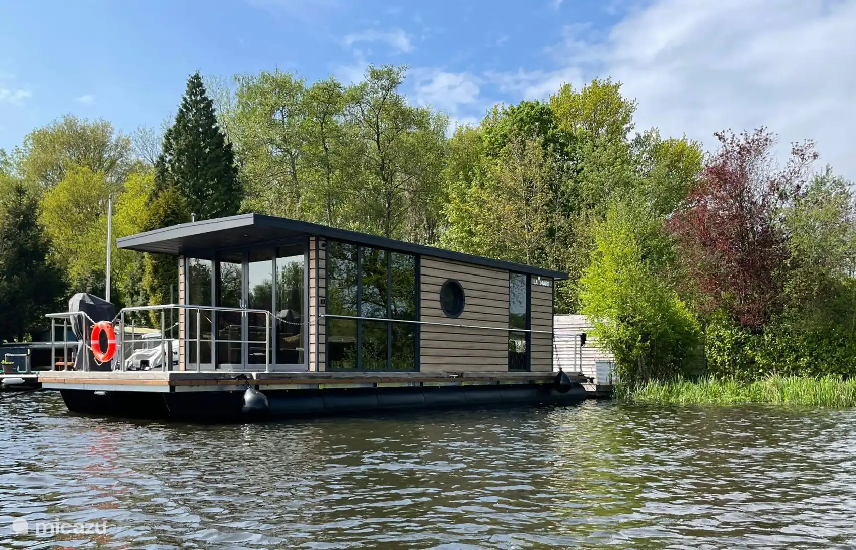 Die Unterkunft des Wassers