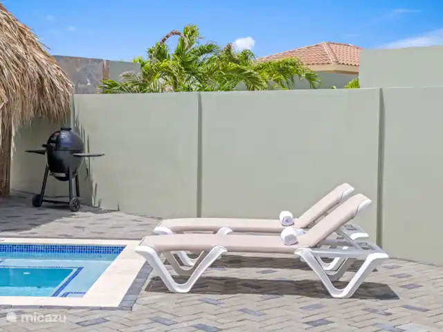Location de Vacances Curaçao, Curaçao-Centre, Willemstad, villa - Villa Paradise avec piscine privée  Chaises longues