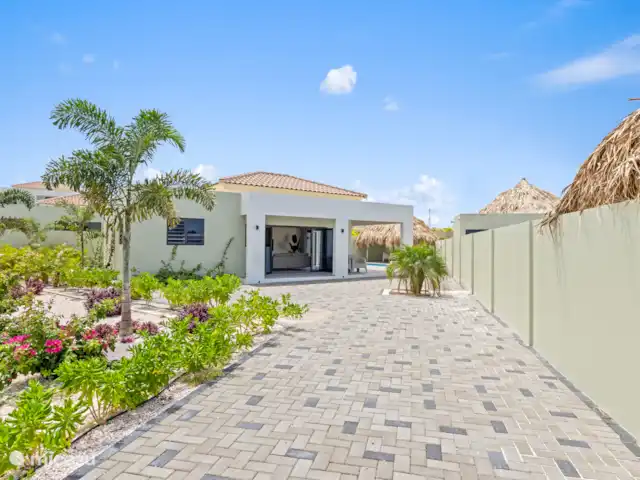 Location de Vacances Curaçao, Curaçao-Centre, Willemstad, villa - Villa Paradise avec piscine privée  Devant de la maison