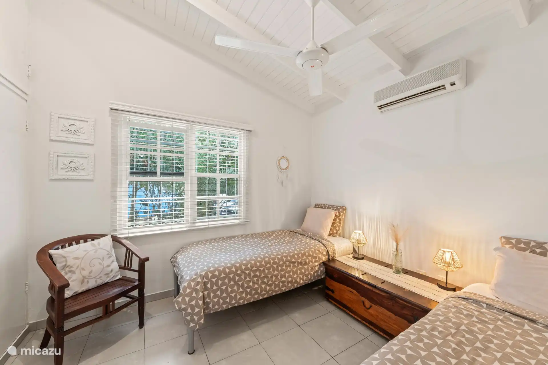 segundo dormitorio con 2 camas individuales