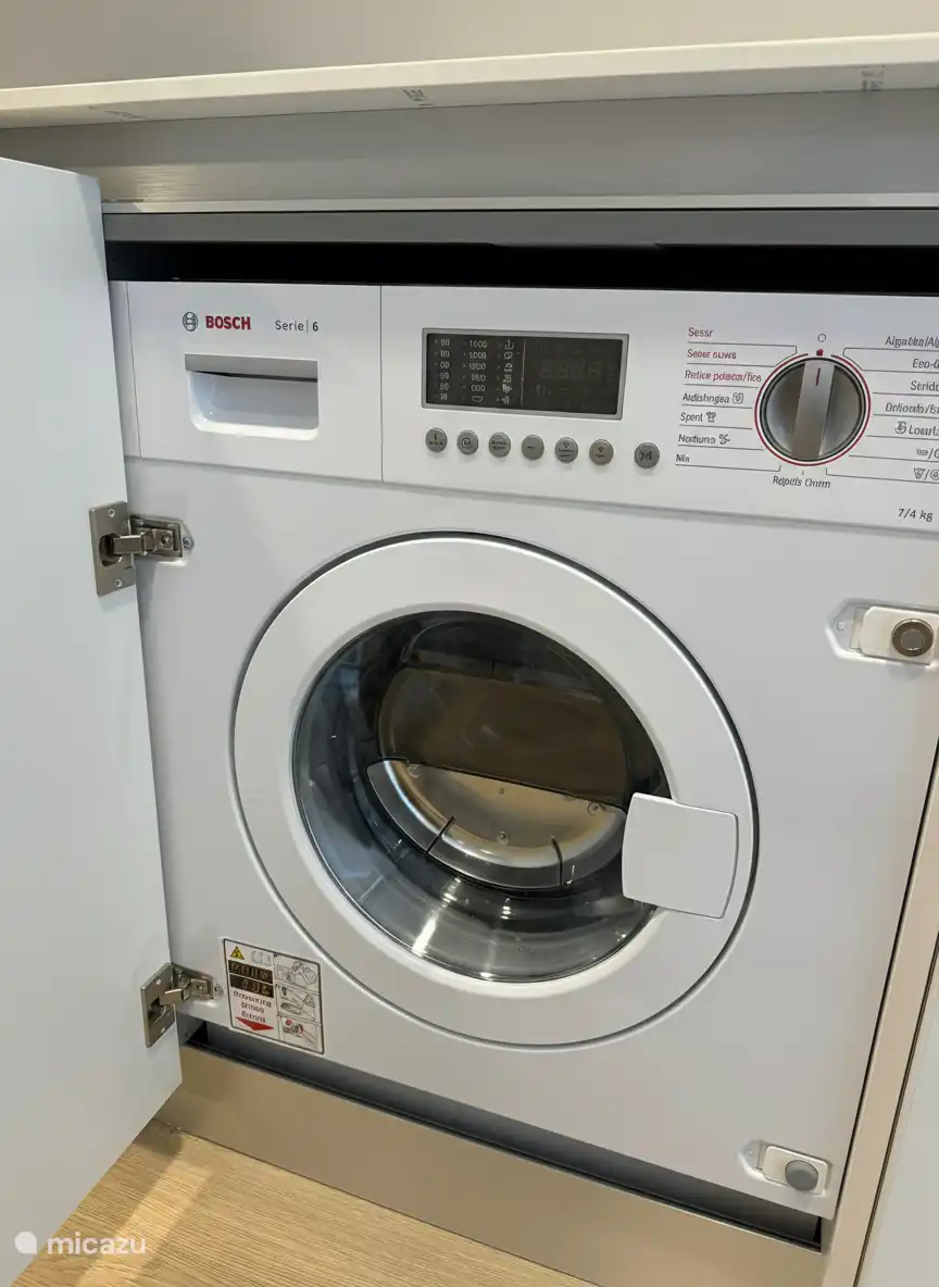 Wasmachine in appartement aanwezig