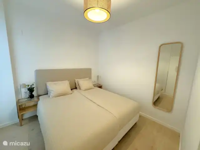 Appartement de luxe au cœur de Valence ! | Espagne, Valence, Valence (ville) - appartement Chambre 1 : confortable lit king-size à sommier tapissier