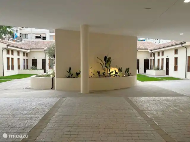 Appartement de luxe au cœur de Valence ! | Espagne, Valence, Valence (ville) - appartement Cour : côté entrée