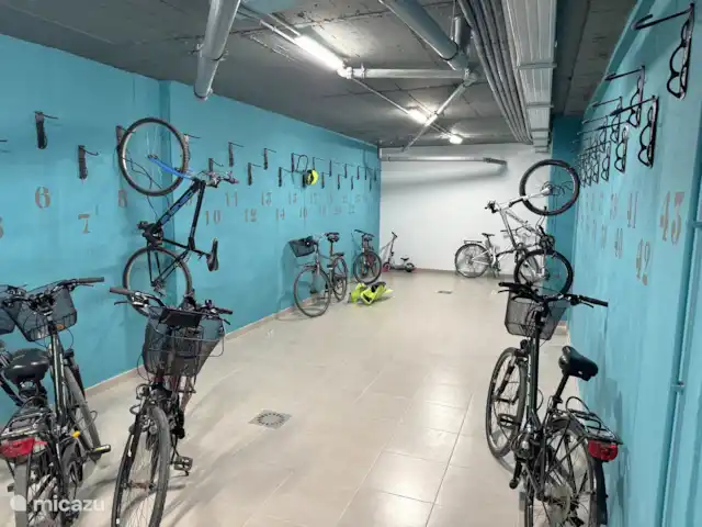 Appartement de luxe au cœur de Valence ! | Espagne, Valence, Valence (ville) - appartement Local à vélos : intérieur