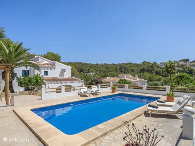 Casa Salud - Belle Villa Familiale  | Espagne, Costa Blanca, Jávea - villa Belle piscine privée spacieuse avec 8 transats confortables, orientée sud, pour profiter du soleil toute la journée