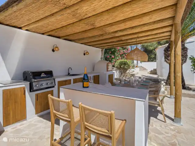 Casa Salud - Belle Villa Familiale  | Espagne, Costa Blanca, Jávea - villa Belle cuisine extérieure entièrement équipée avec barbecue, four à pizza et lave-vaisselle