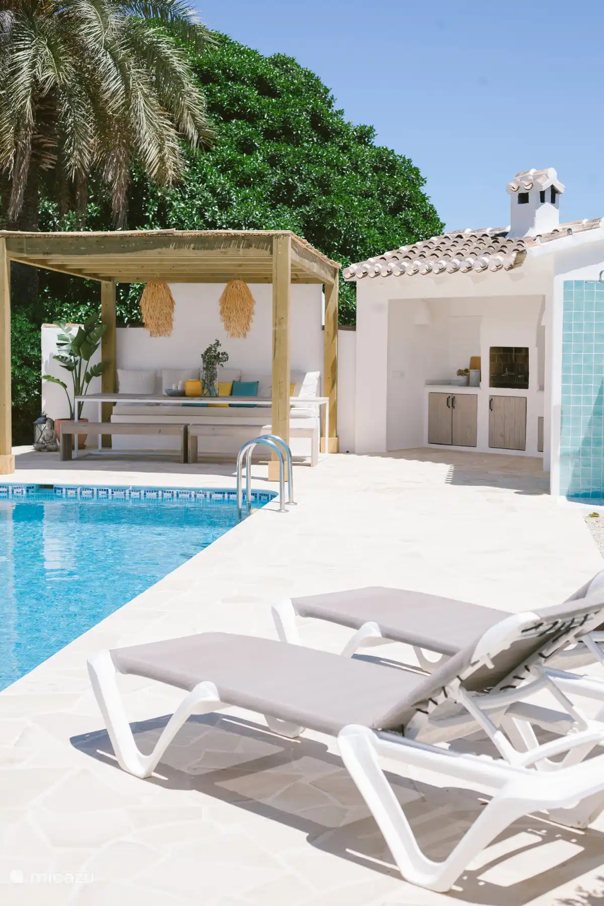 Enjoy your sunbeds by the pool