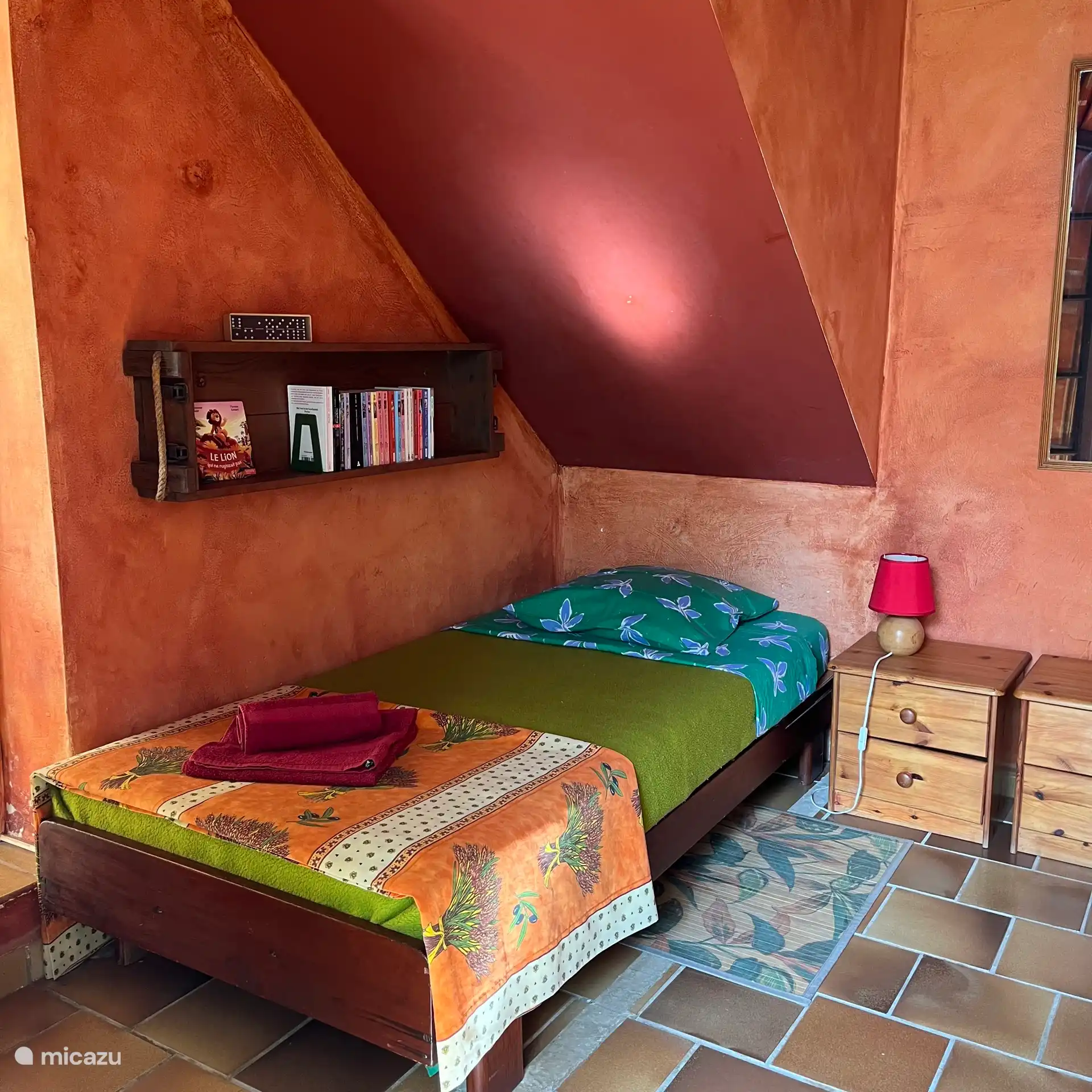 Separates Schlafzimmer mit 2 Einzelbetten, perfekt für Kinder oder Freunde