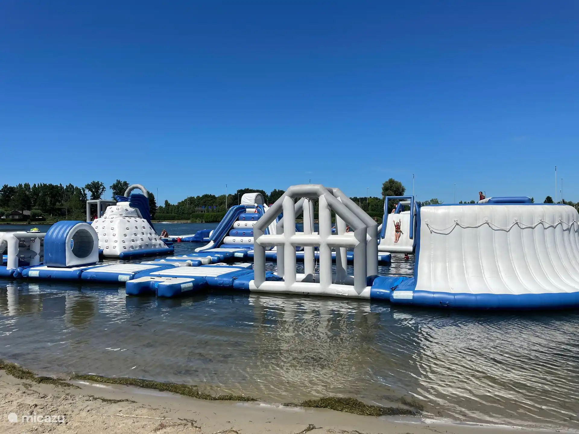 durante la temporada alta puedes usar el Wibit por una tarifa