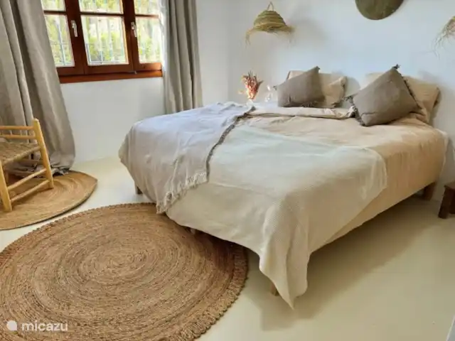 Casa La Vida Serena huren in Spanje, Andalusië, Alcaucin - villa Riante slaapkamer met airco, en-suite badkamer en uitzicht, een heerlijke plek om tot rust te komen.