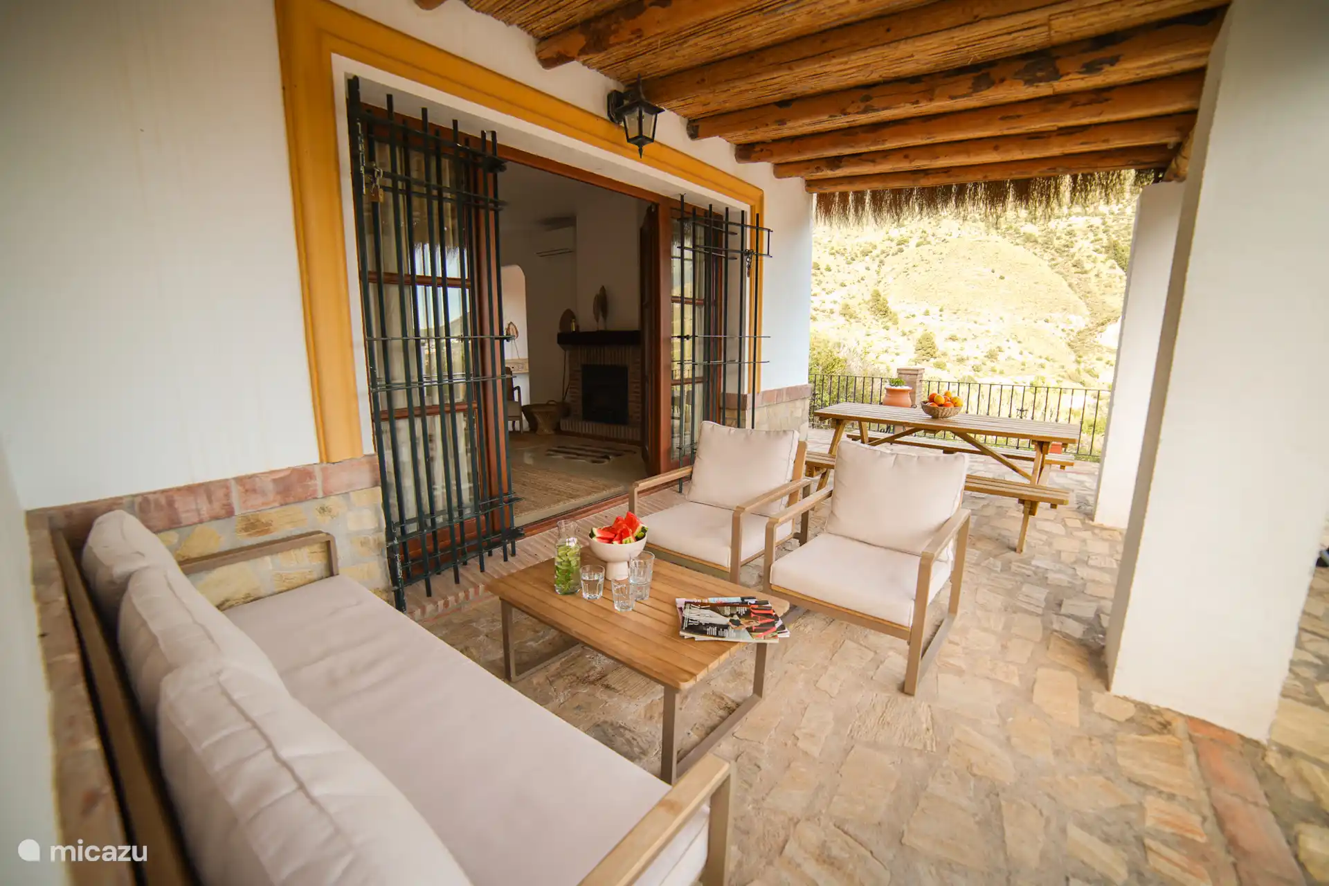 Terraza con salón