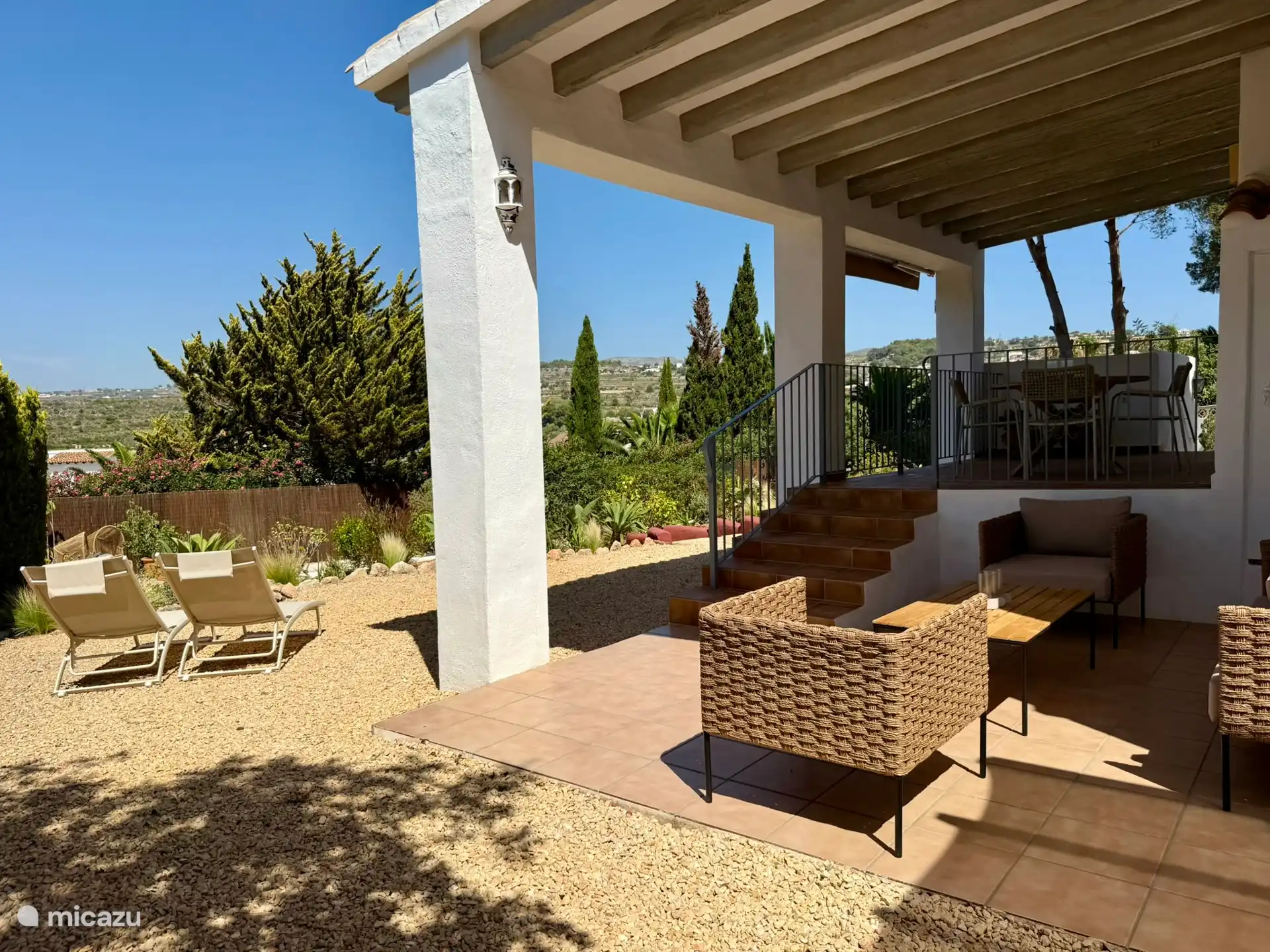 Terraces overlooking Bernia valley at ground floor apartment