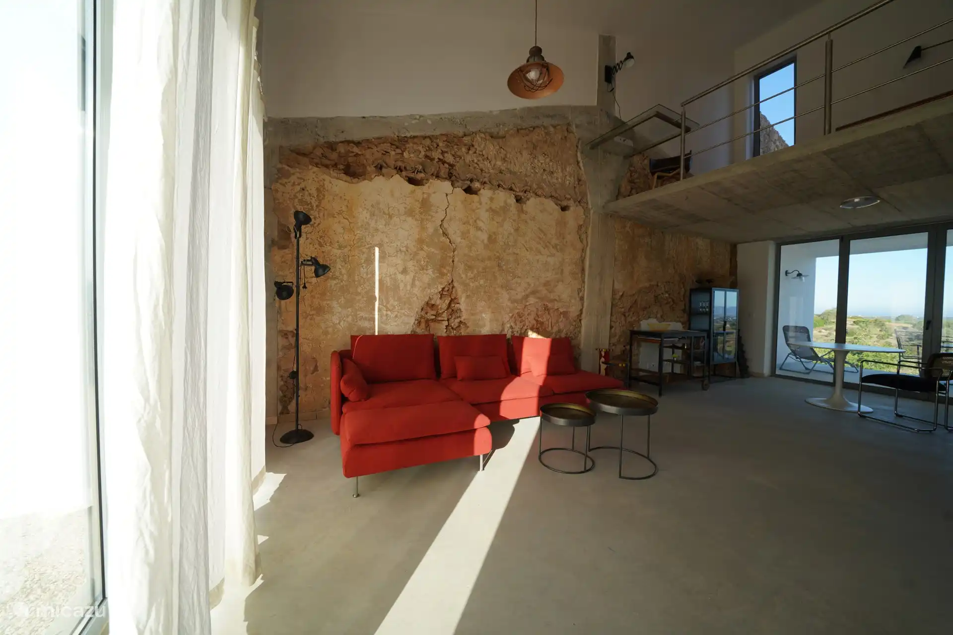 Coin salon également possible 3ème place de couchage