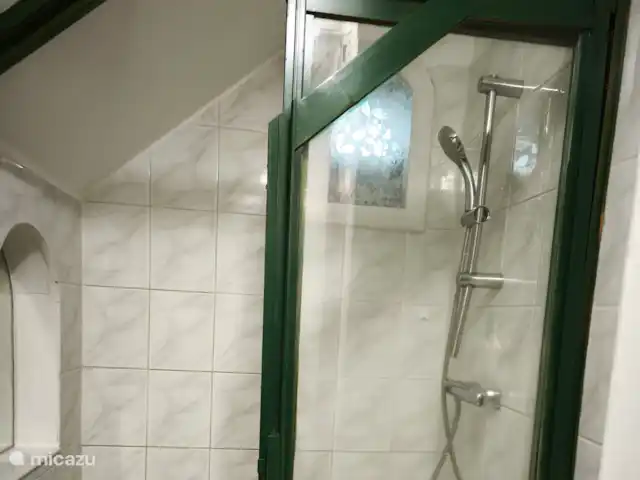 Casas rurales de Nathoo en Francia, Nièvre, La Nocle-Maulaix - casa vacacional Baño y aseo compartidos