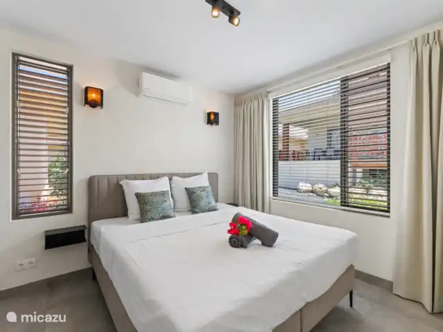 Location de Vacances Curaçao, Curaçao-Centre, Willemstad, villa - Villa Jazmyn 17, plage de Blue Bay Chambre des maîtres 1