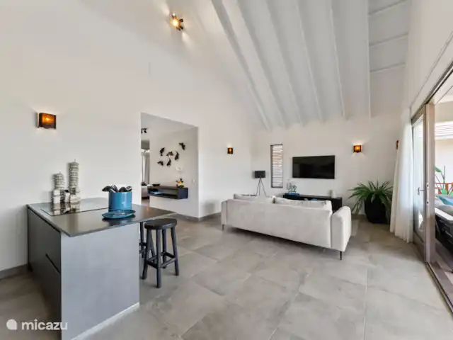 Location de Vacances Curaçao, Curaçao-Centre, Willemstad, villa - Villa Jazmyn 17, plage de Blue Bay Salon