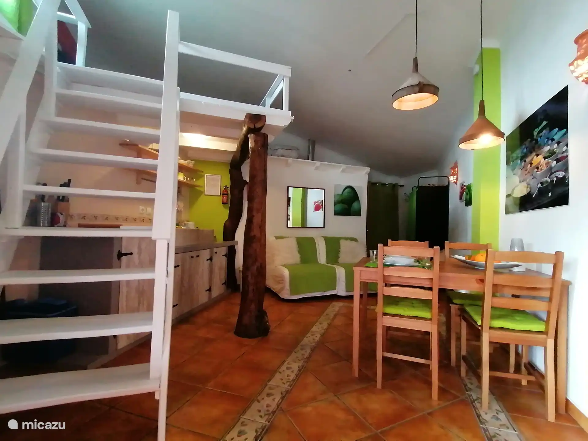 Wohnraum (Schlafbereich oben)