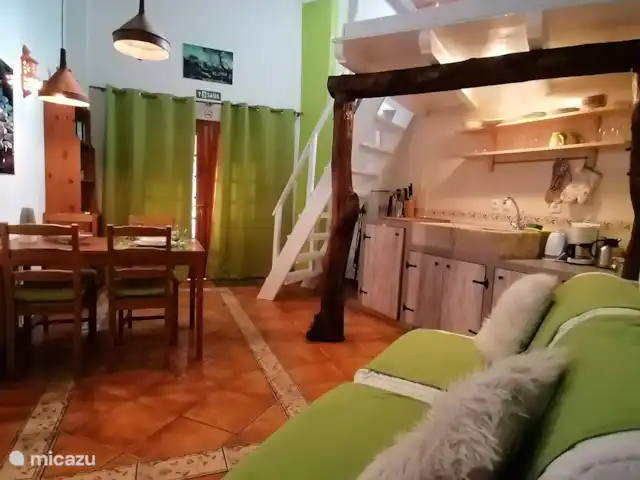 casa vacacional en Portugal, Costa de Prata, Alfeizerão –  Casa Grilos Espacio habitable (área de dormitorio arriba a la derecha)