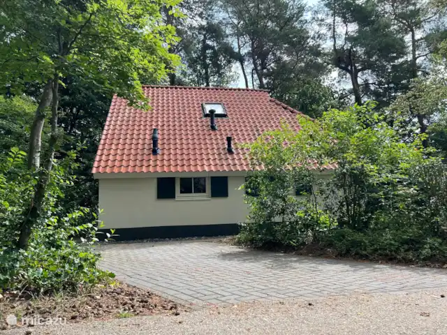 El Molshoop en Países Bajos, Overijssel, IJhorst - casa vacacional Aparcamiento