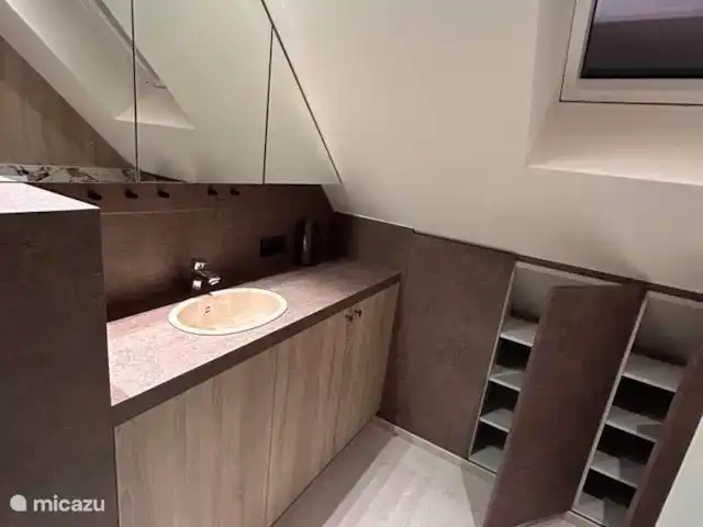 Location de Vacances Belgique, Côte Belge, Koksijde, maison de vacances - Maison Congé Salle de bain au 2e étage