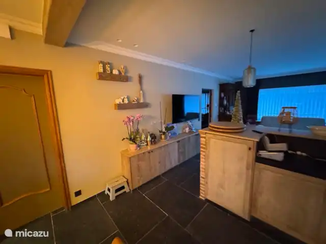 Location de Vacances Belgique, Côte Belge, Koksijde, maison de vacances - Maison Congé Voir l’espace cuisine-salon