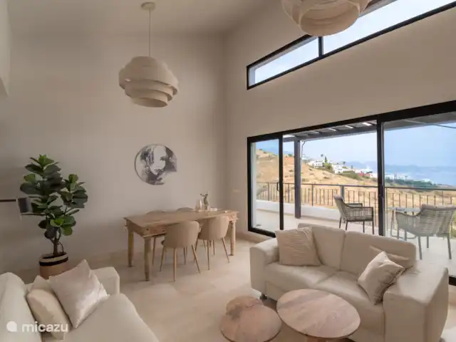 Ático en primera línea de mar VistaMar en España, Costa del Sol, Torrox-Costa - penthouse Salón