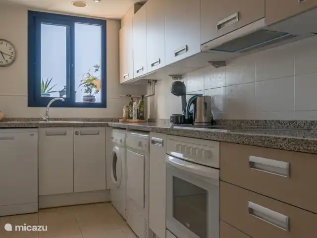Ático en primera línea de mar VistaMar en España, Costa del Sol, Torrox-Costa - penthouse cocina