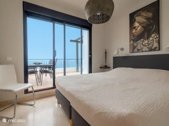 Ático en primera línea de mar VistaMar en España, Costa del Sol, Torrox-Costa - penthouse Dormitorio principal
